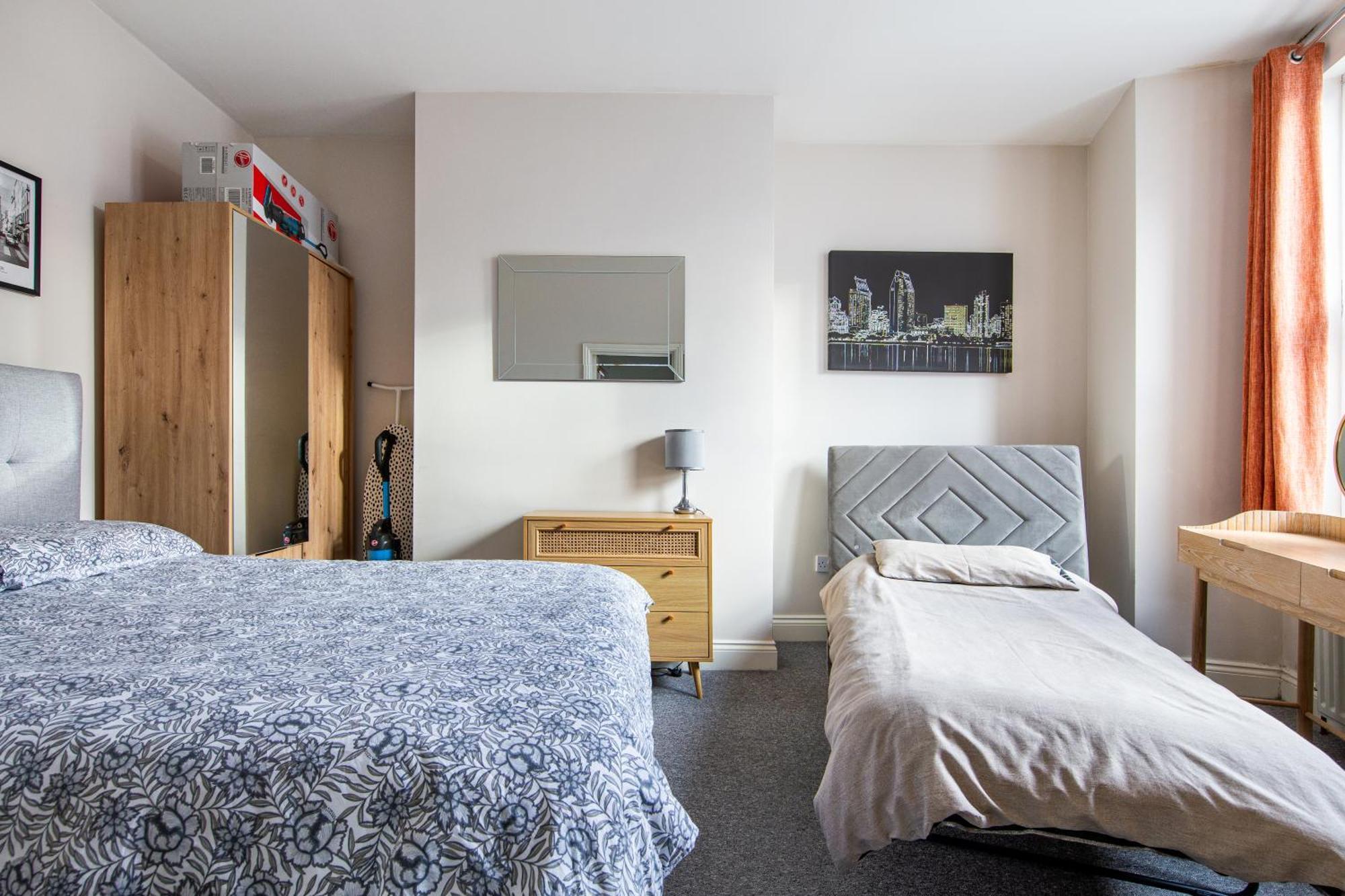 Cosy 1 Bed Apartment With Free Parking Close To Underground Station Zone 2 For Quick Access To Central London Up To 5 Guests Exterior photo