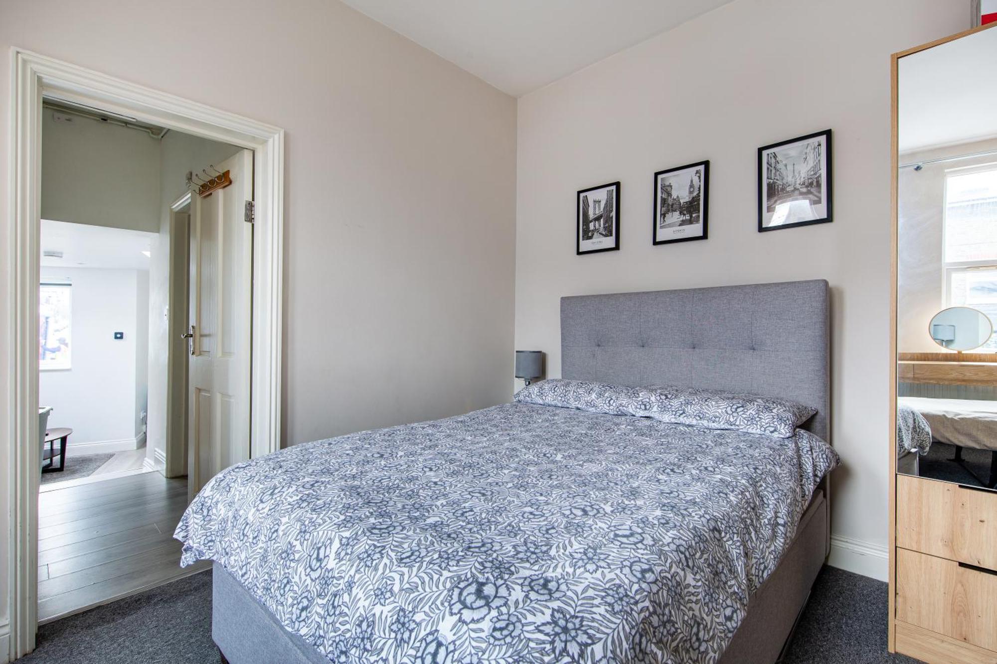 Cosy 1 Bed Apartment With Free Parking Close To Underground Station Zone 2 For Quick Access To Central London Up To 5 Guests Exterior photo
