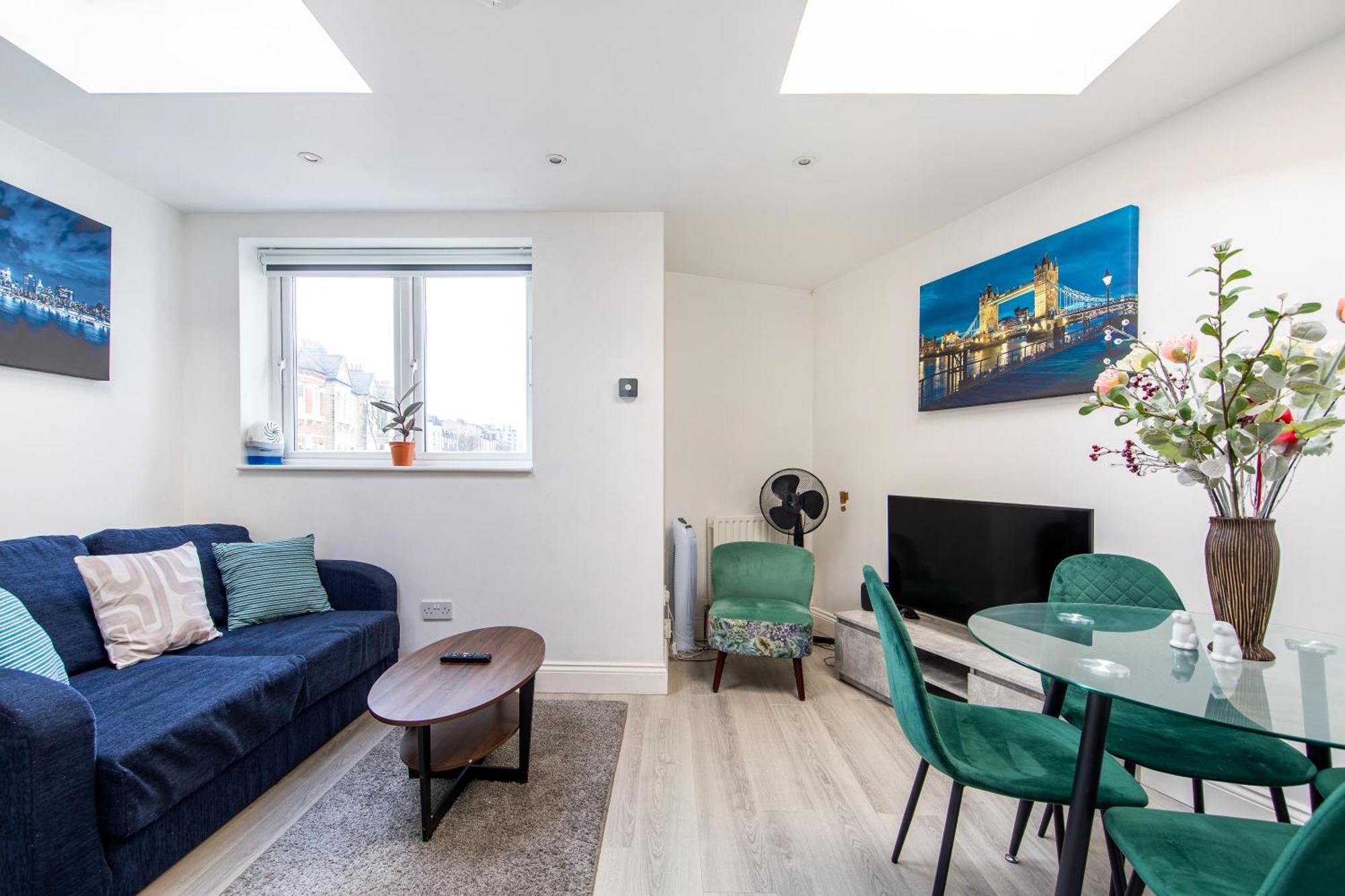Cosy 1 Bed Apartment With Free Parking Close To Underground Station Zone 2 For Quick Access To Central London Up To 5 Guests Exterior photo