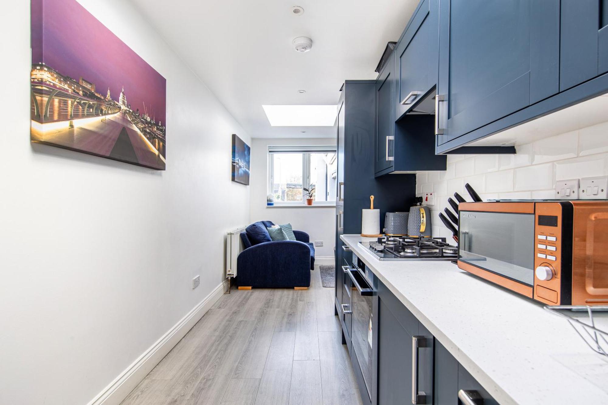 Cosy 1 Bed Apartment With Free Parking Close To Underground Station Zone 2 For Quick Access To Central London Up To 5 Guests Exterior photo